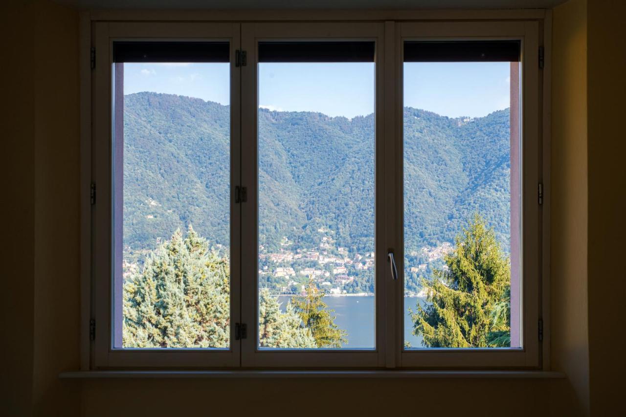 Villa Vittoria - The House Of Travelers تْشيرنوبيو المظهر الخارجي الصورة
